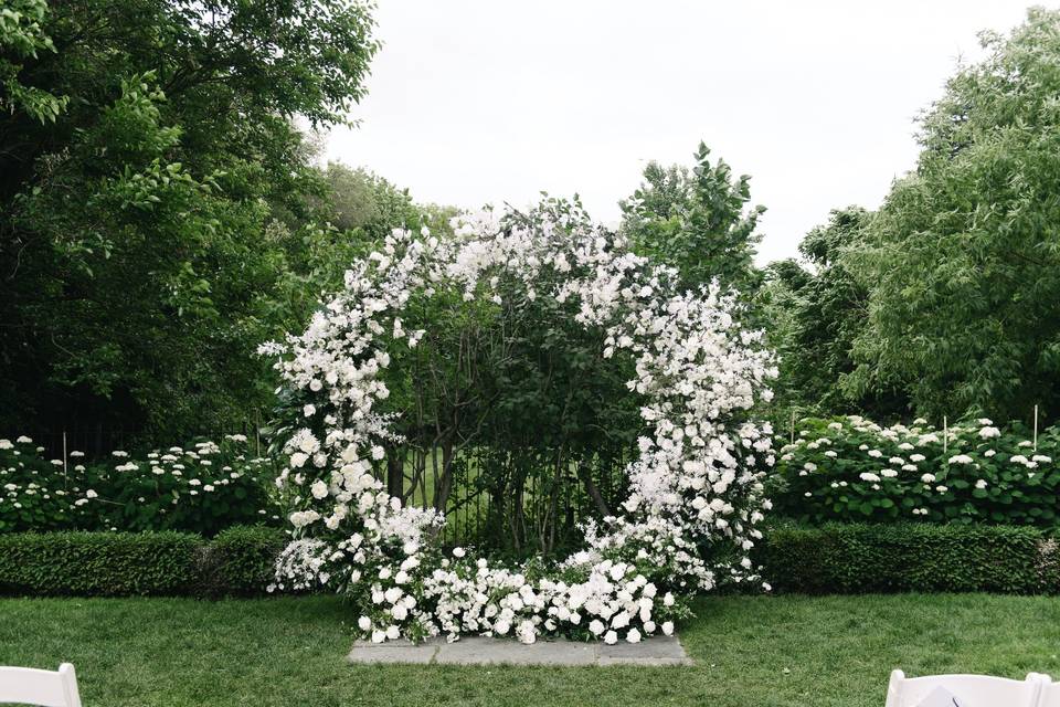 Beautiful Flowers Centrepiece