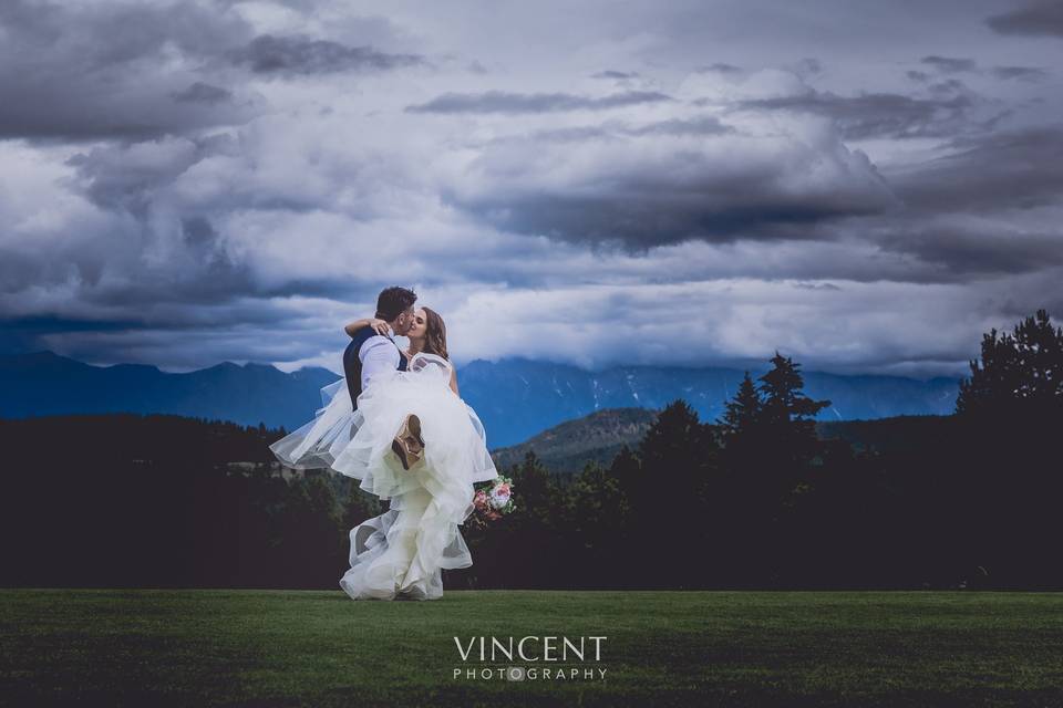 Bride and Groom Cranbrook BC