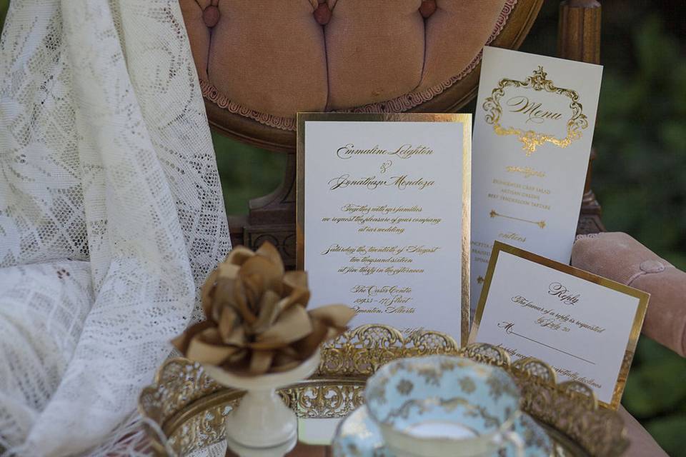 Classic white/gold invite