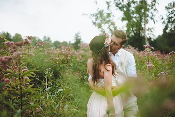 wedding-kiss.jpg