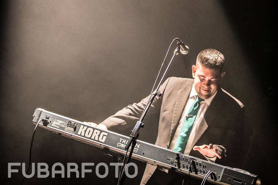 Babyface on the keys