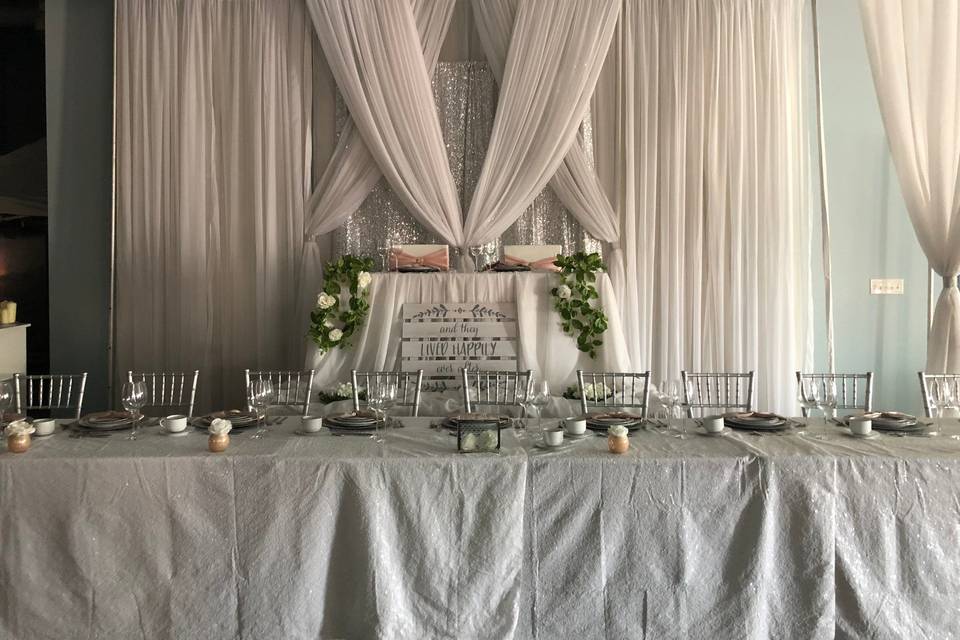 Head table