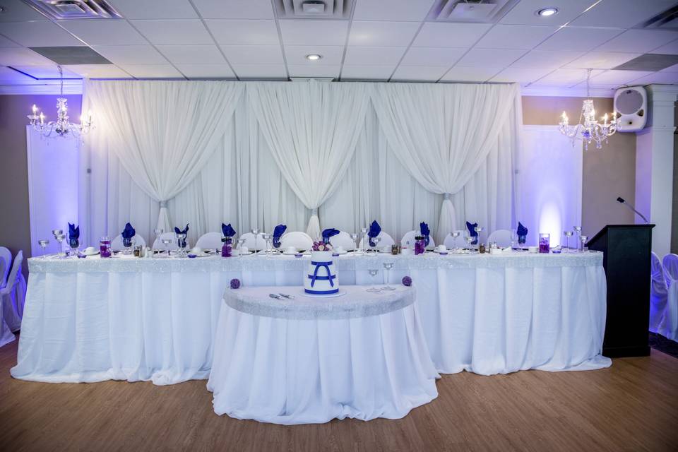 Wedding Essentials Head Table