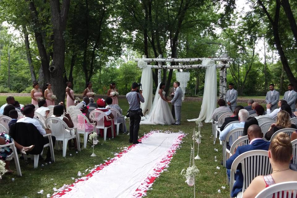 Outdoor Forest Ceremony