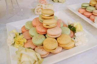 Peony & Macaron