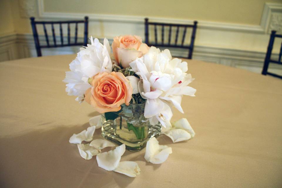 Fran Sackler Floral Designs - Flowers - Richmond Hill - Weddingwire.ca