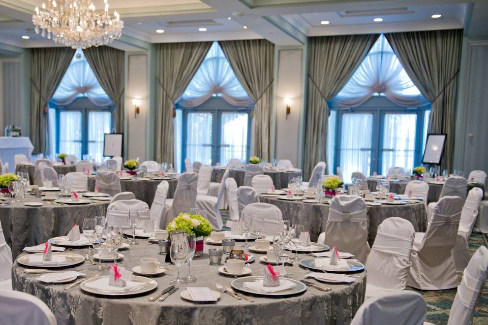 Ballroom hotel wedding