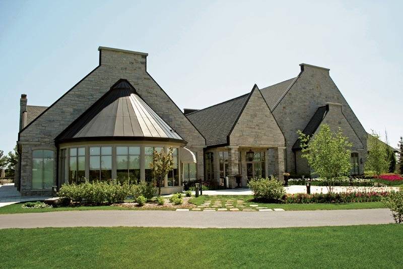 Kleinburg, Ontario golf wedding venue