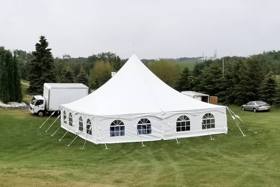 40x40 pole tent