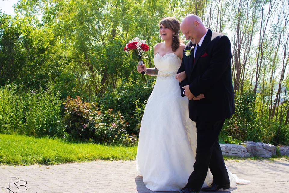 Whitby, Ontario father and bride