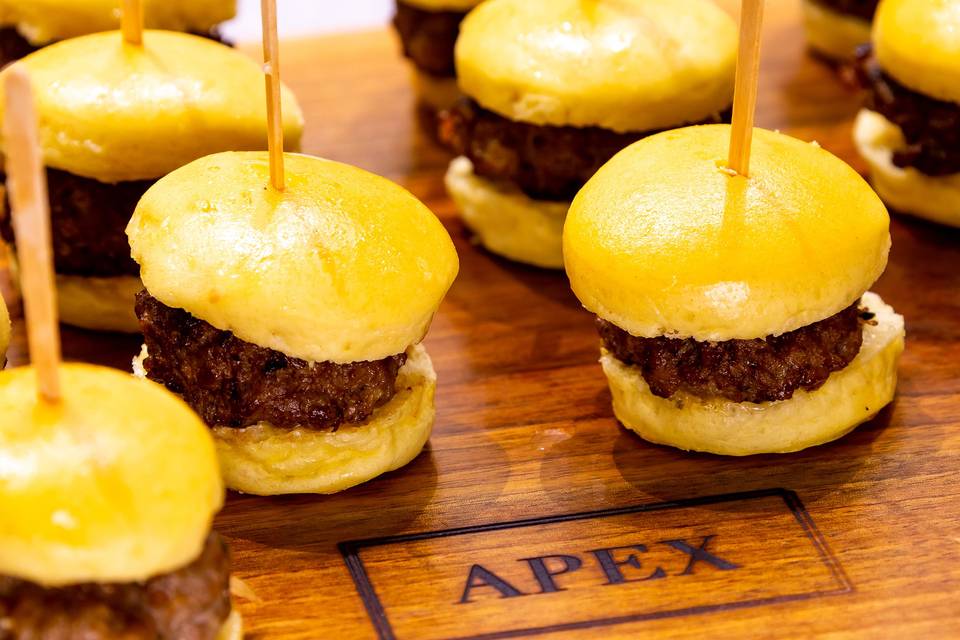 Mini reuben sliders