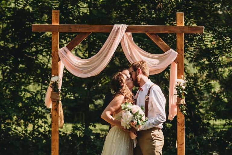 Backyard Wedding Kiss