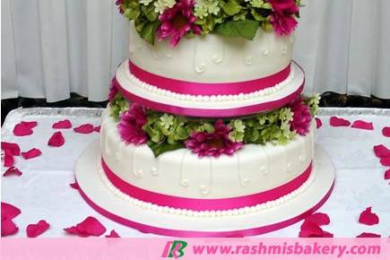 DAISY BIRTHDAY CAKE - Rashmi's Bakery