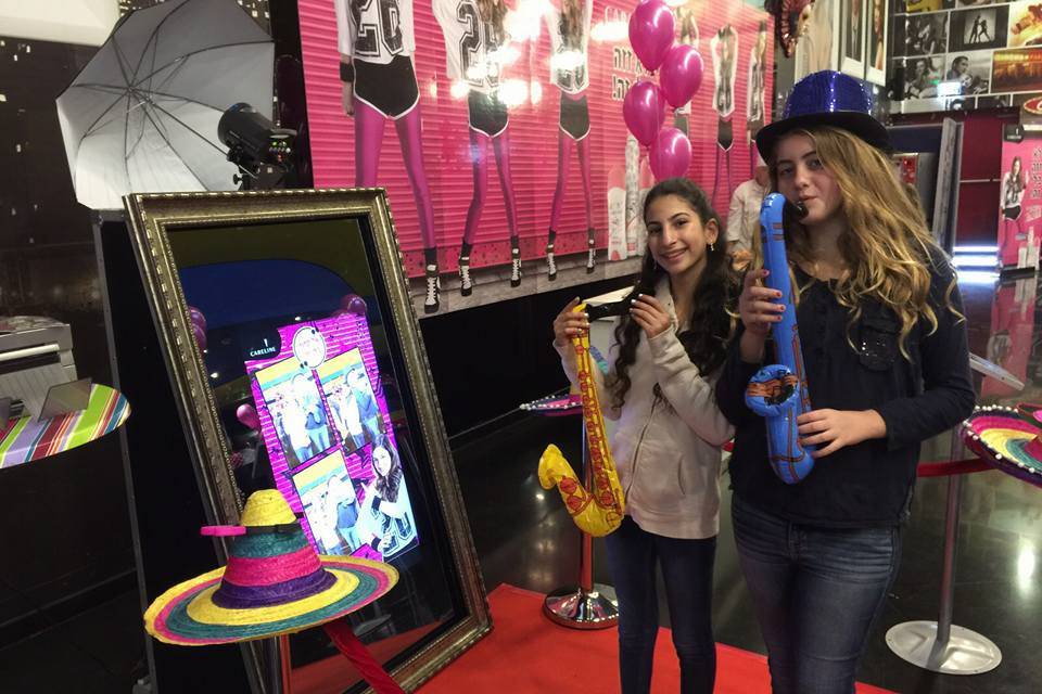 Indoor Event Magic Mirror