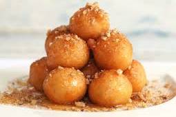 Loukoumades with ice cream