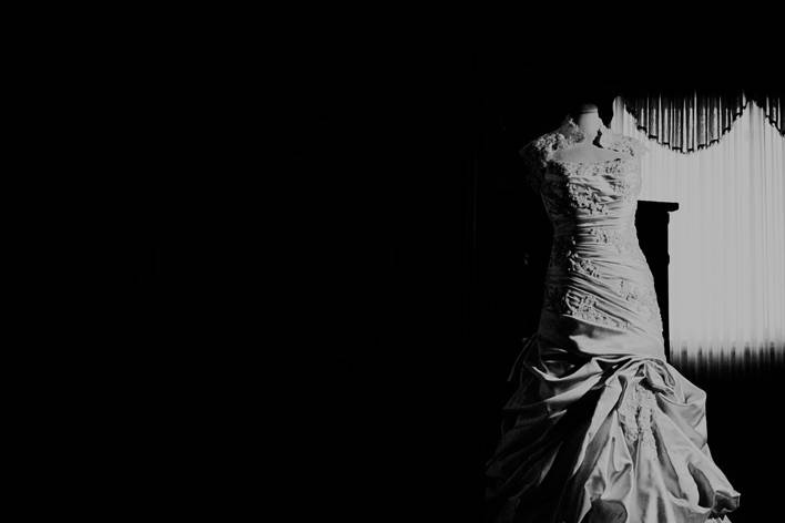 Wedding dress noir