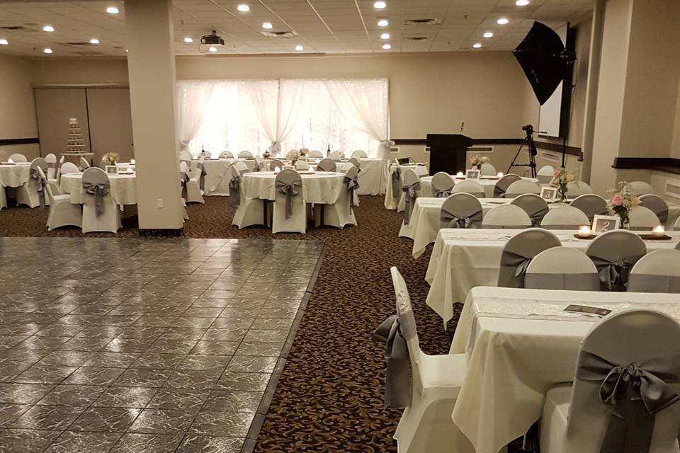 Banyon Center Wedding Setup