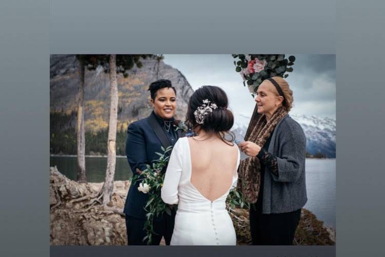 Canmore Wedding Commissioner