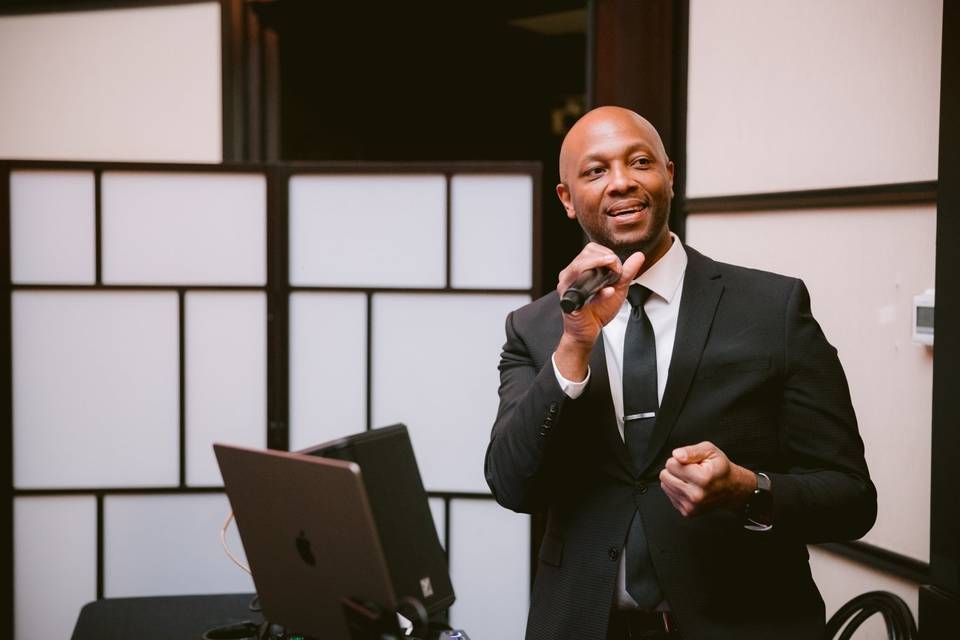 Hosting Wedding Event 2022
