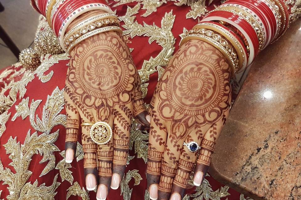 Bridal hands for Simarjot.