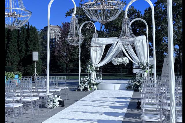 Ceremony decor
