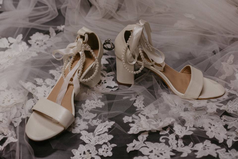 Bridal details