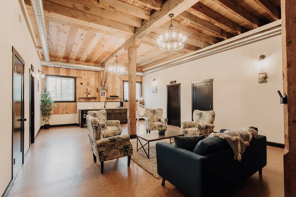 2nd floor lounge - bridal area