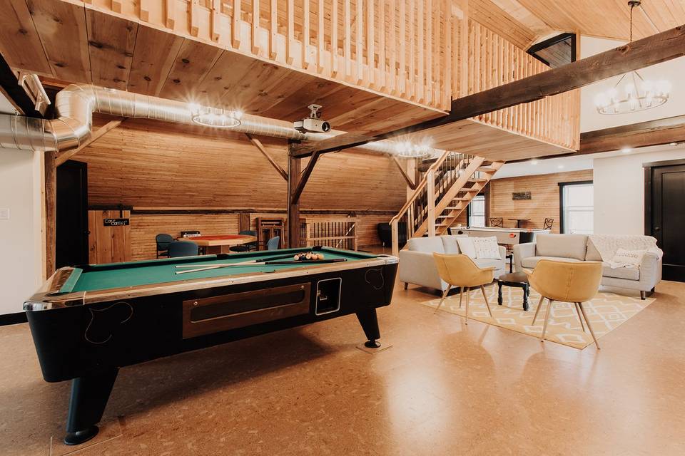 Third floor - groom area
