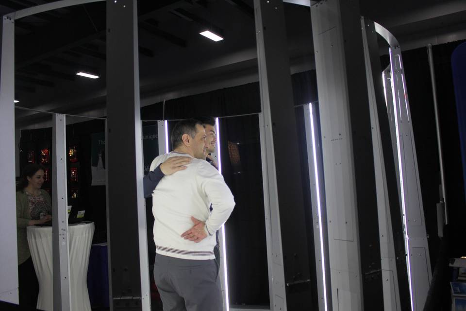 3D Scanning booth in action