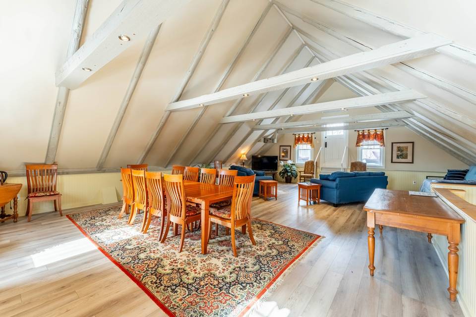 Loft Suite