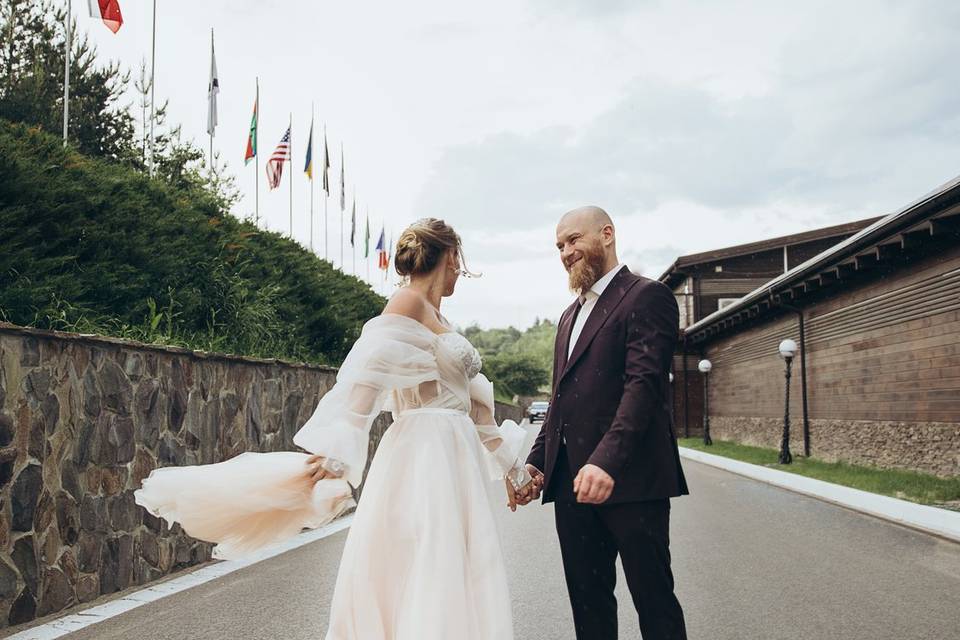 Amazing elopement of two lovin