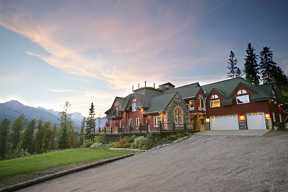 Fernie, BC cabin, sunset, wedding