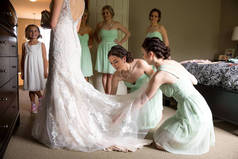 Flower Girl in Awe