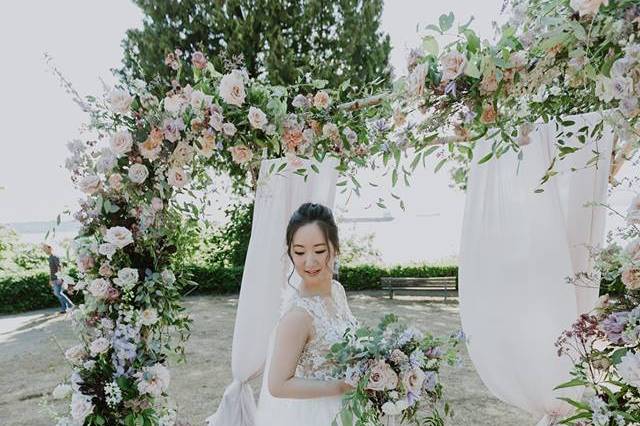 White Floral Headband Veil for Women and Girls, Bridal Hair Piece, Flower  Crown, Wedding Veil, Lysandra Headband 