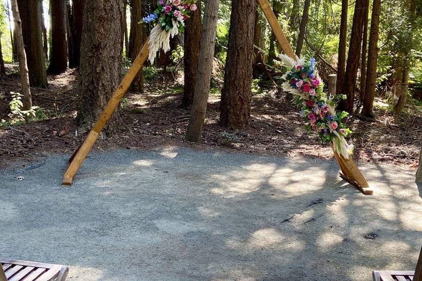 Wooden Triangle Arch