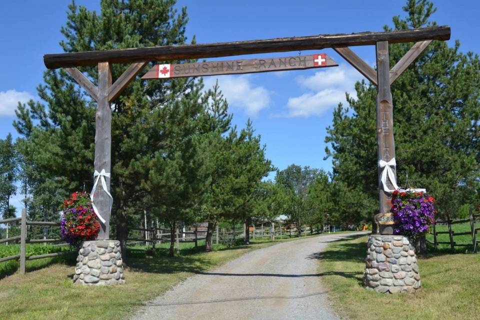 Horsefly, BC rustic wedding