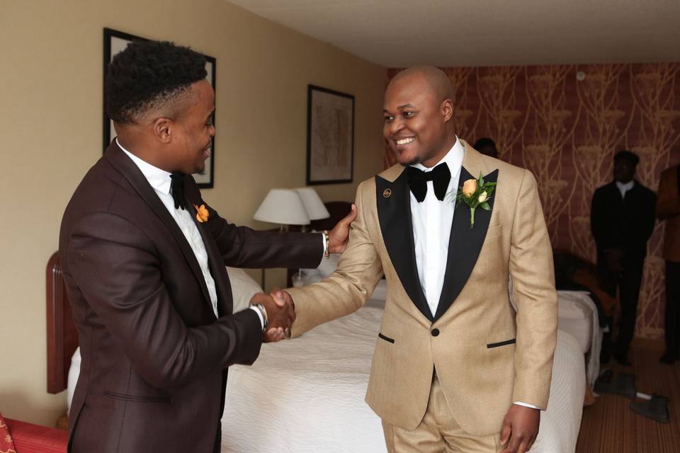 Best man: Left / Groom: Right