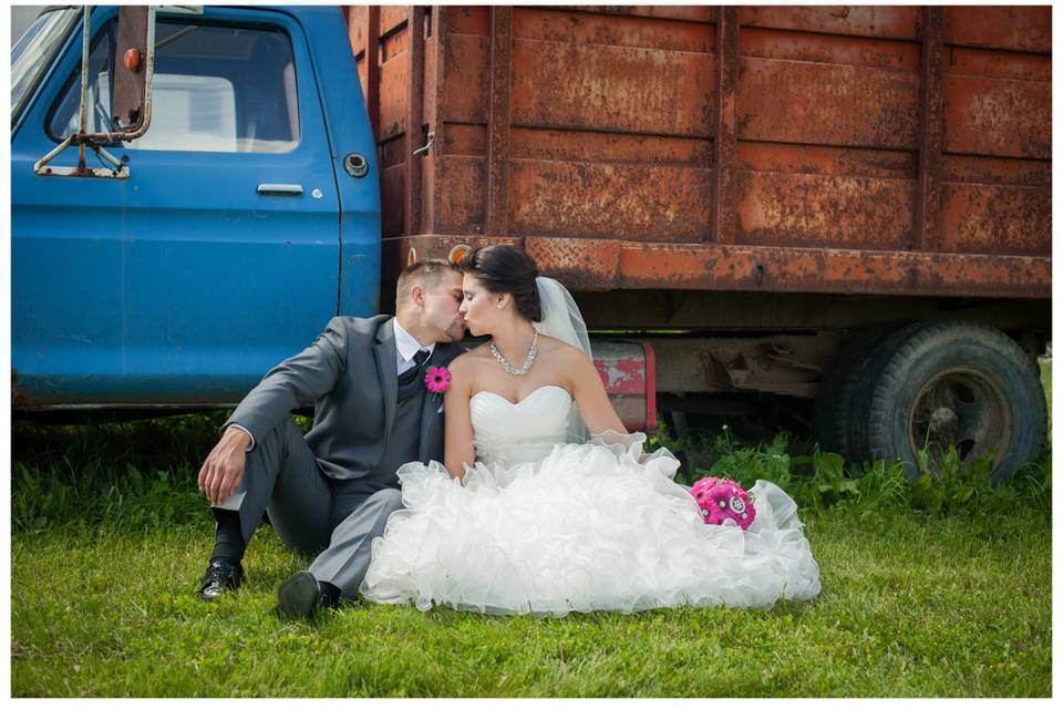 Aberdeen, Saskatchewan bride and groom