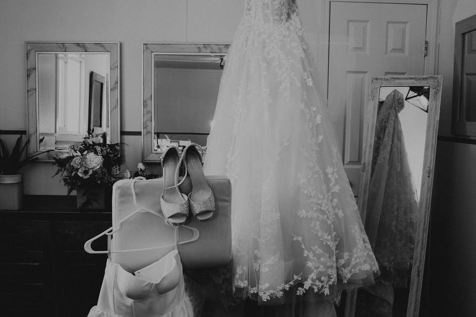 Countryside barn wedding