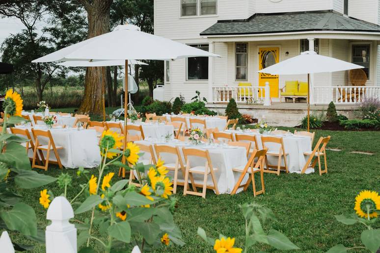 Rehearsal Dinner in the Garden