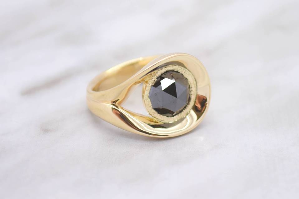Custom design ring