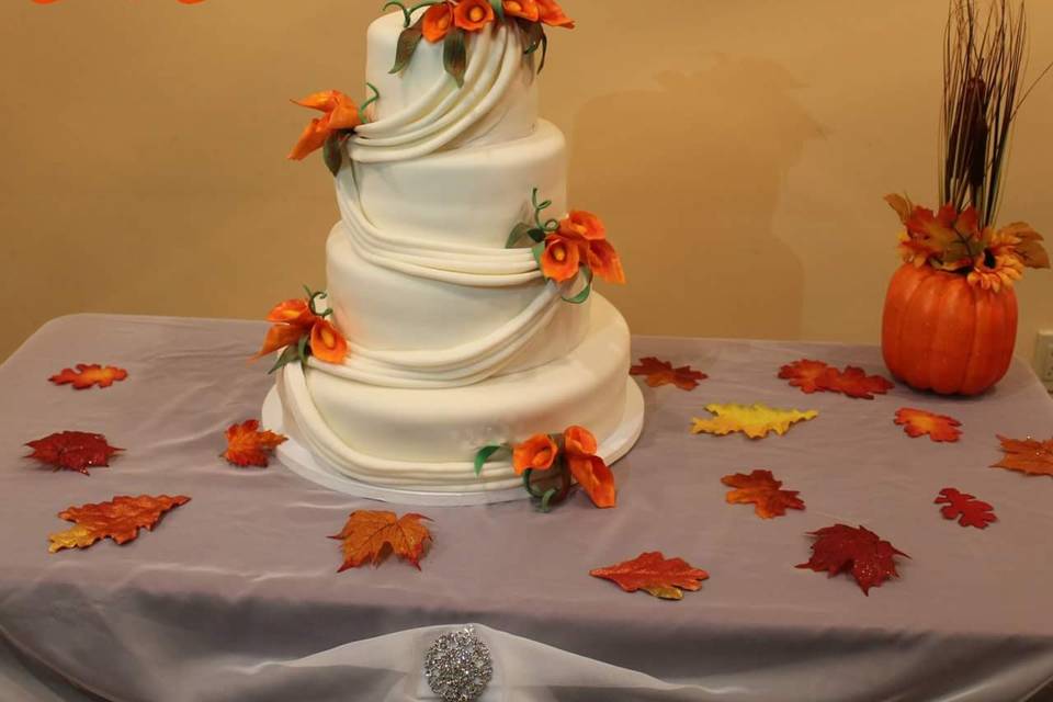 Cake with edible calla lillies