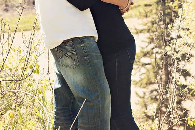 Eckville, Alberta engagement photographer