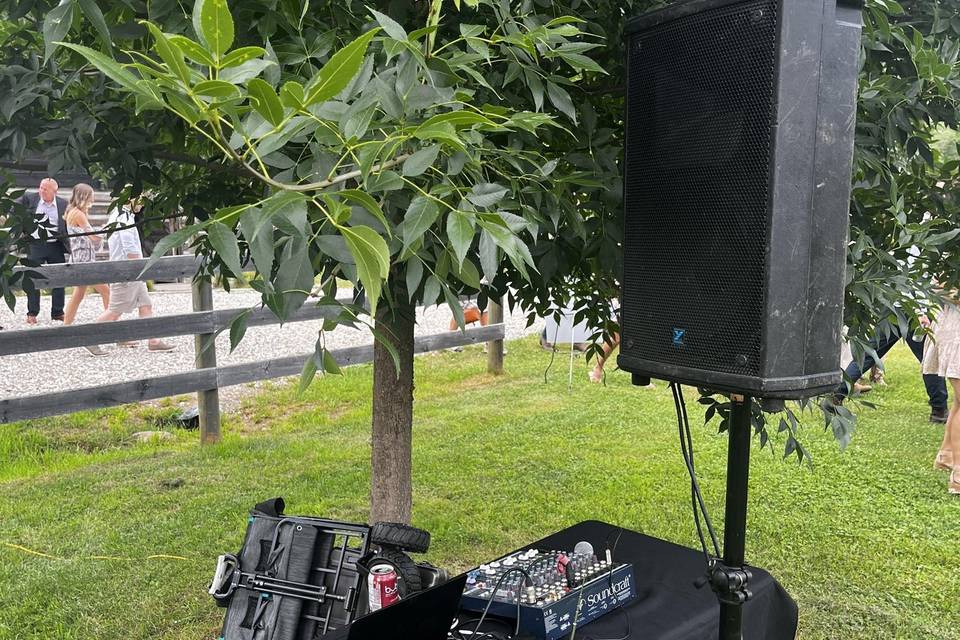 Djay incognito!