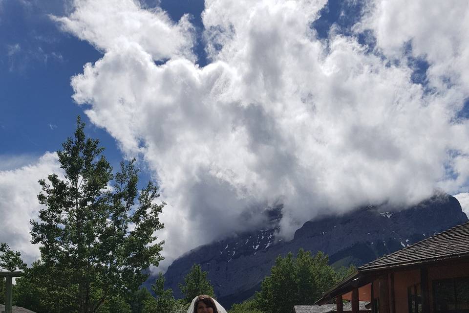 Bride on the Kiska green