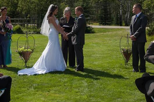 AB mountain wedding ceremony