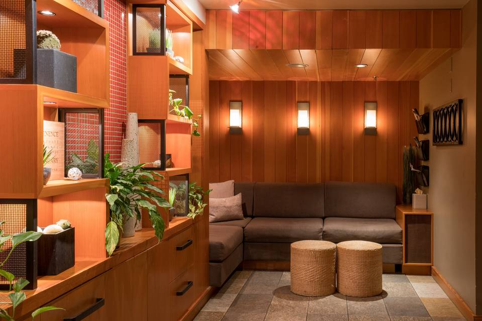 Red Earth Spa