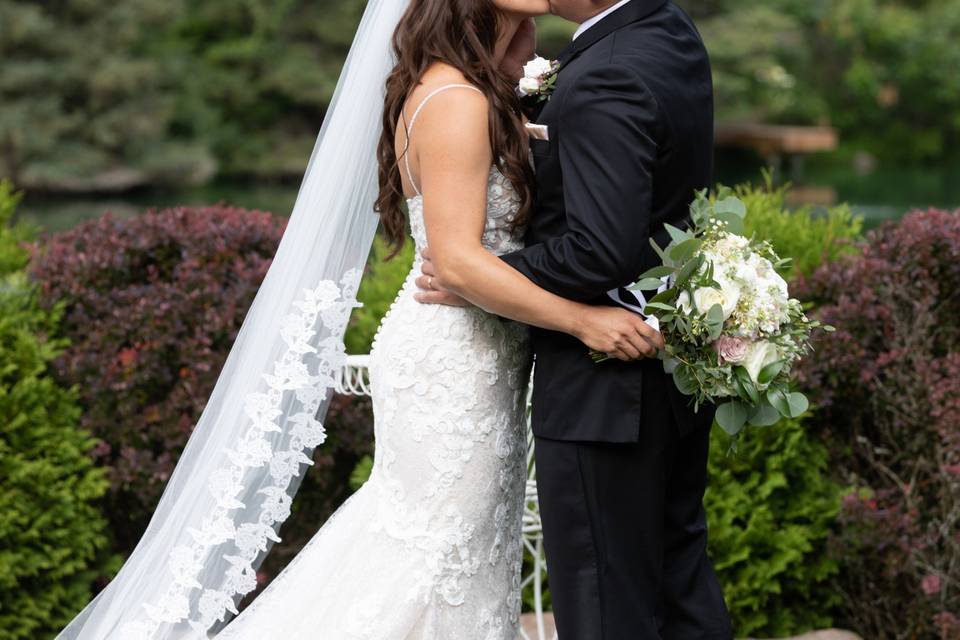 The kiss!