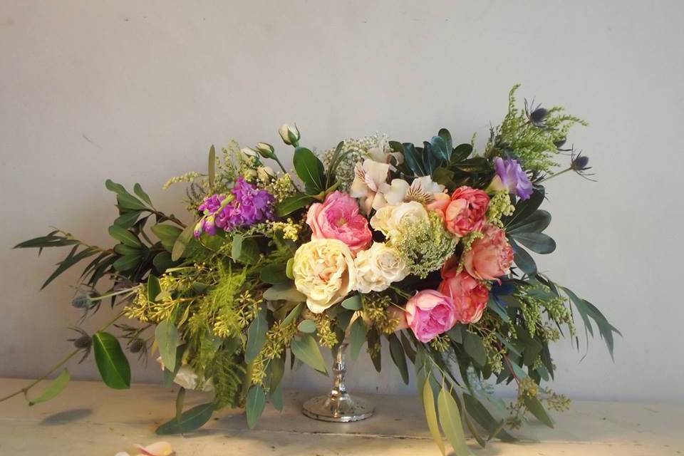 Left-sided centerpiece