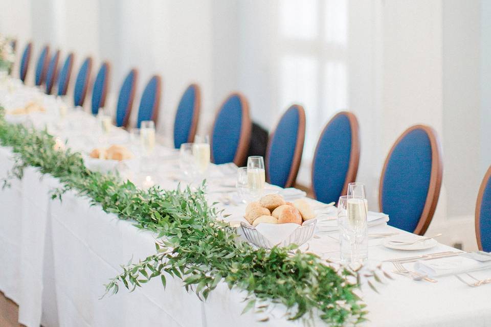 Head Table Garland